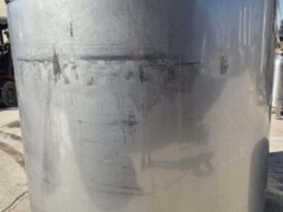 Емкость нержавеющая Я1-ОСВ-2,5, объем — 2,5 куб.м., рубашка, термос, мешалка, инв 4907